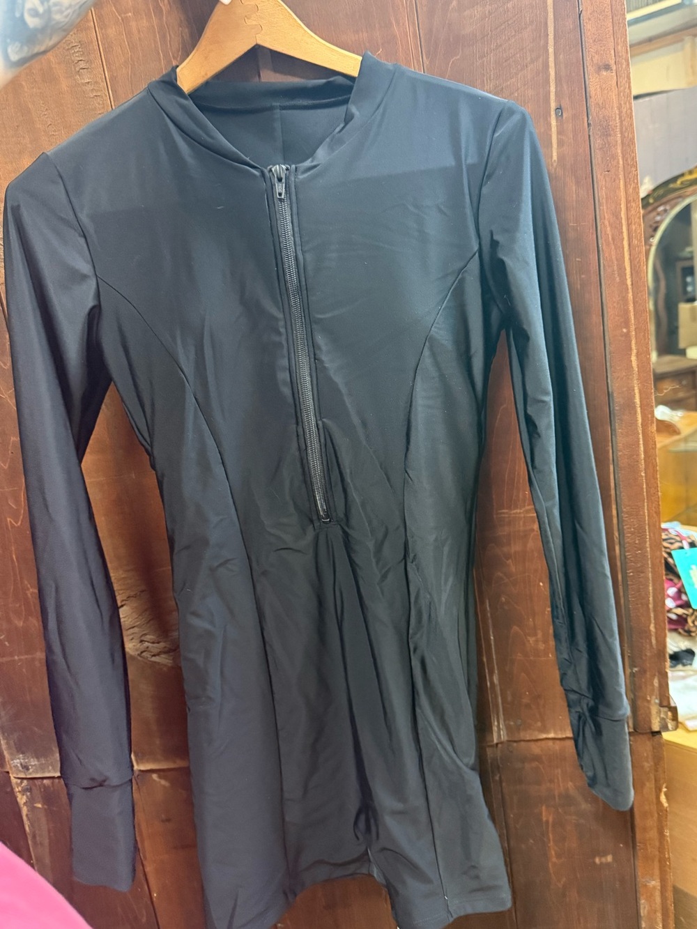 NWT Women’s Ocean Blues Rashgaurd